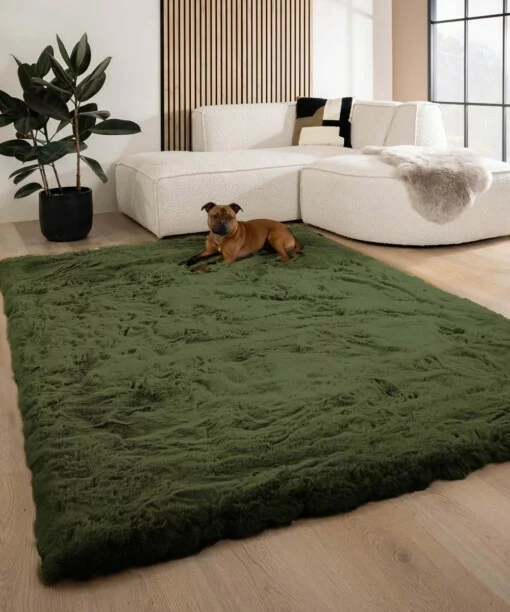 Flauschiger Teppich Hochflor - Comfy Deluxe Olivgrün