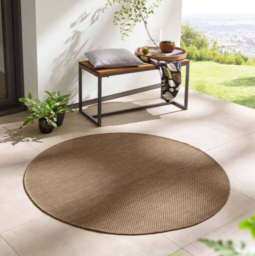 Outdoor Teppich Rund - Elara Braun - sfeer